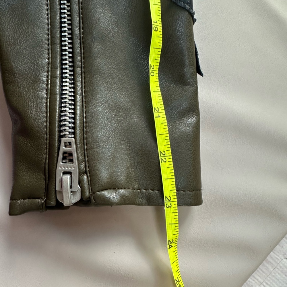 Star-Patterned Faux Leather Jacket - Picture 7 of 8